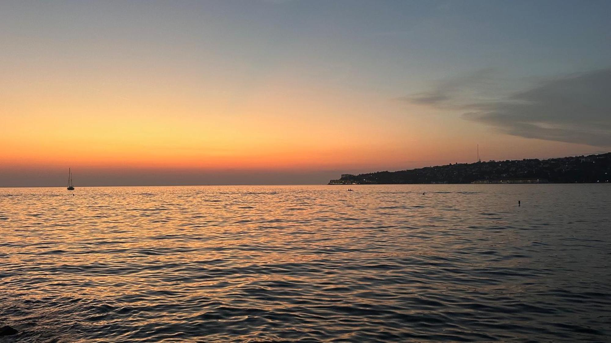 Floating House - Marina Pearl Leilighet Portorož Eksteriør bilde