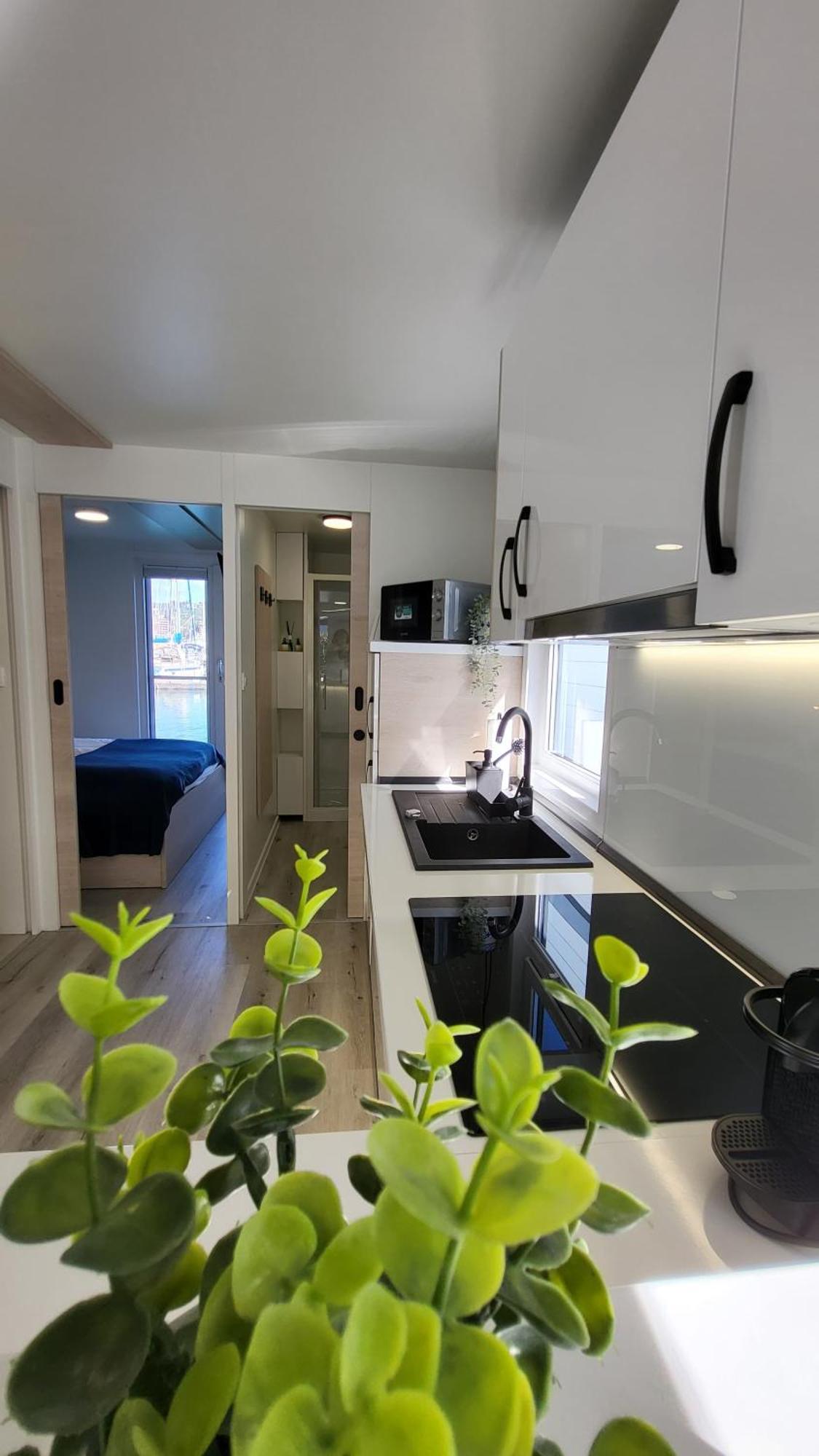 Floating House - Marina Pearl Leilighet Portorož Eksteriør bilde